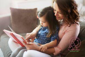 فوائد القراءة للأطفال - بنات طب