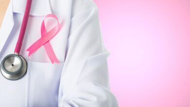 علاج سرطان الثدي - بنات طب